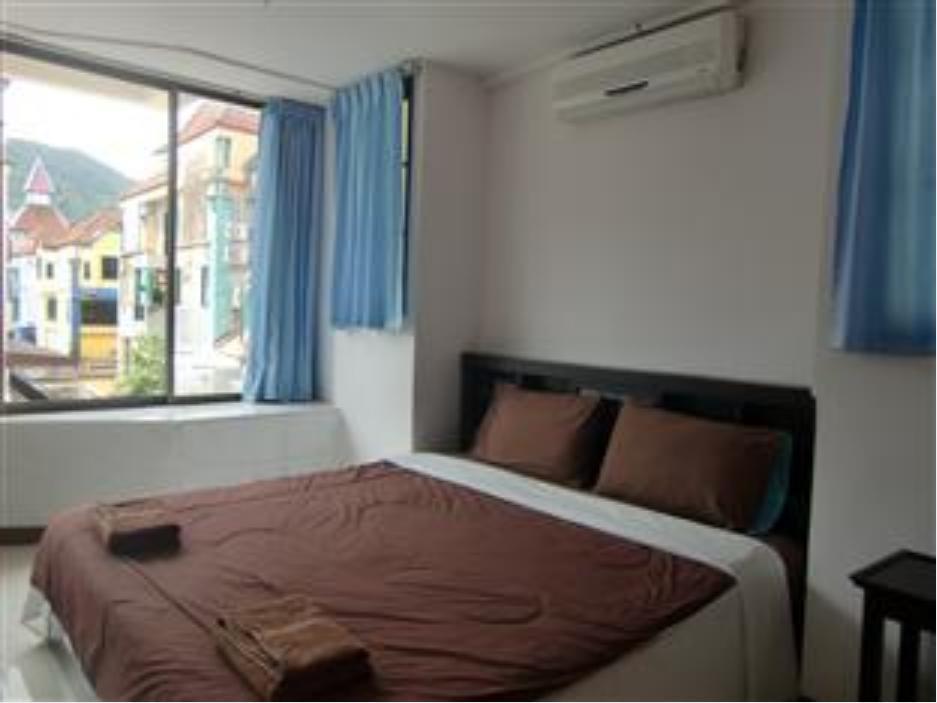 Happy Guest House Phuket Εξωτερικό φωτογραφία
